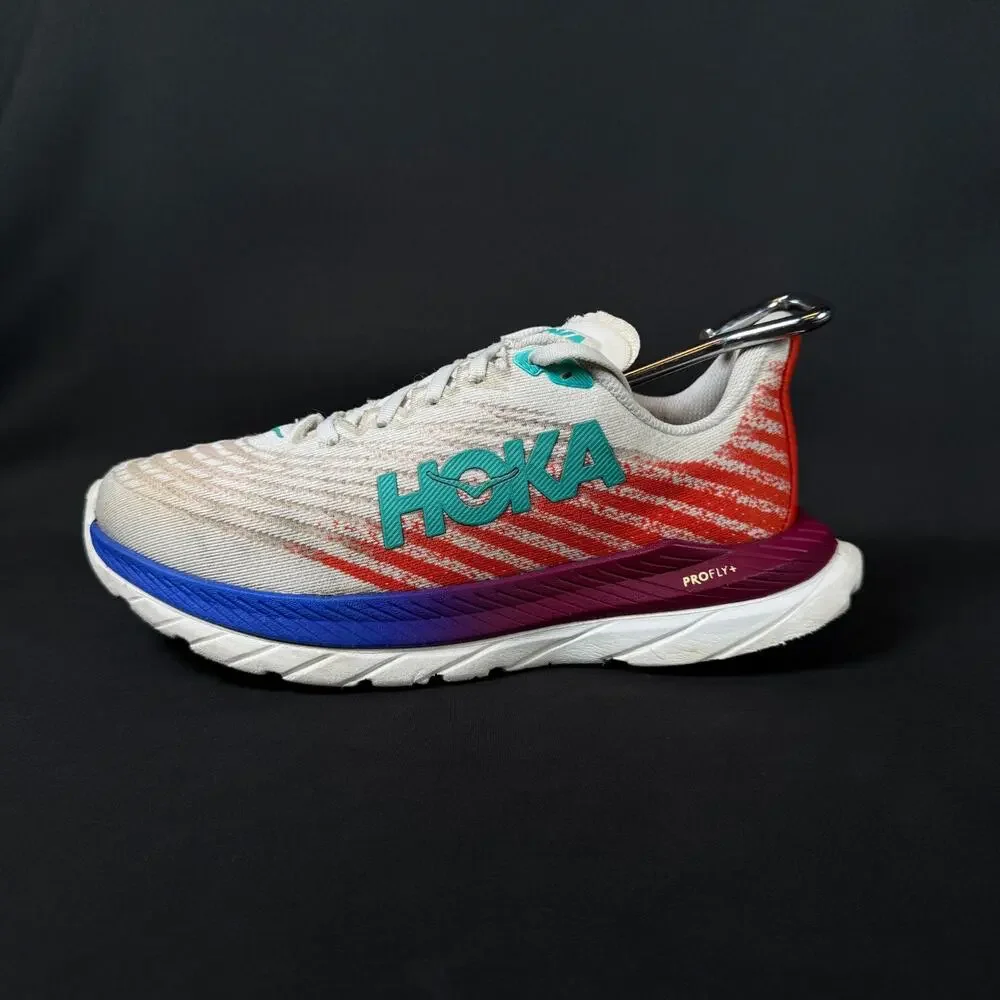 Hoka One One hoka one